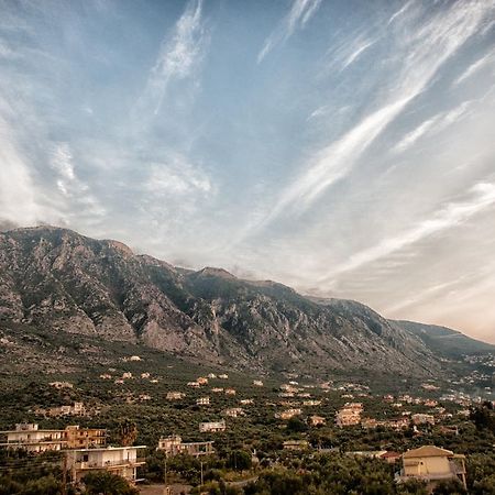 Hotel Fotini Каламата Экстерьер фото