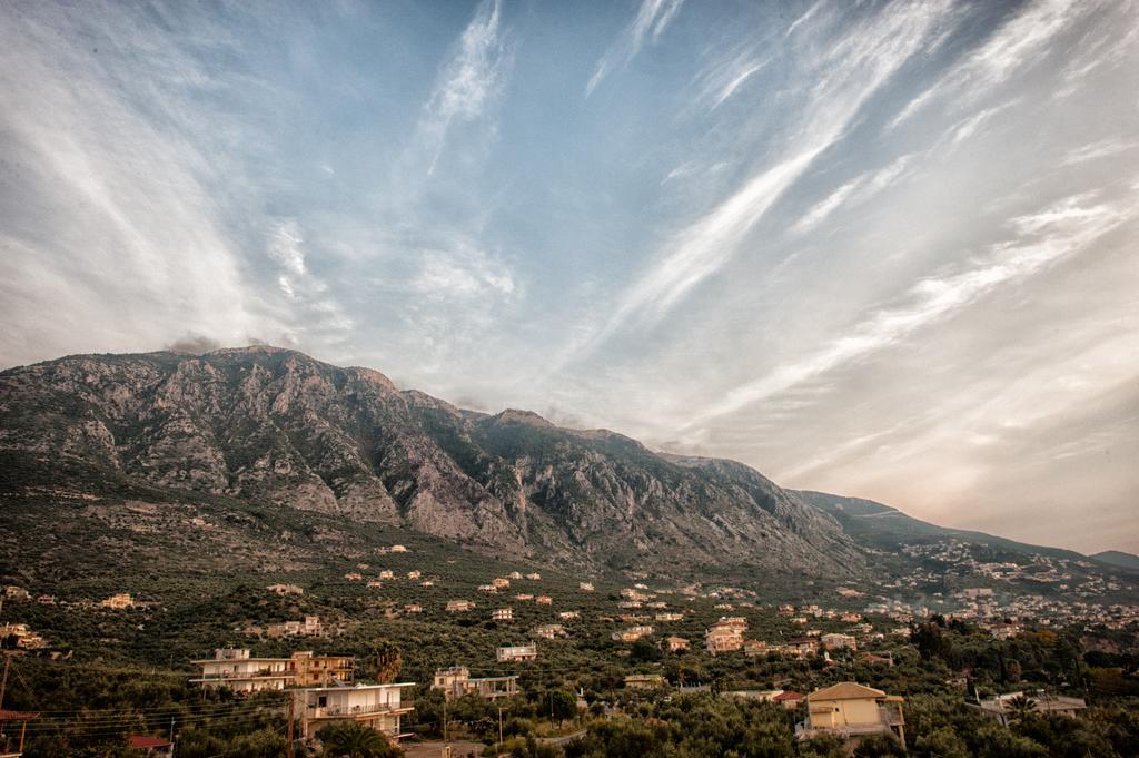 Hotel Fotini Каламата Экстерьер фото